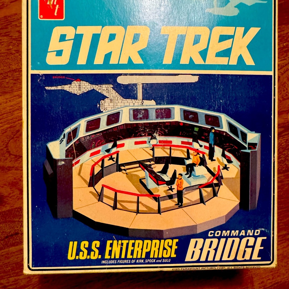 Auth NOS original Star Trek aurora model USS Enterprise Command Bridge